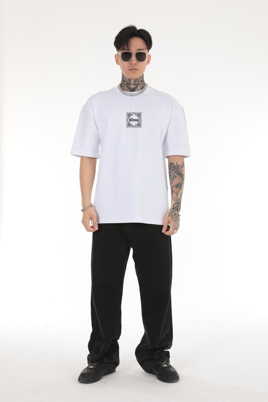 MASKIERTEN MANN KOPF BEDRUCKTES OVERSIZED T-SHIRT