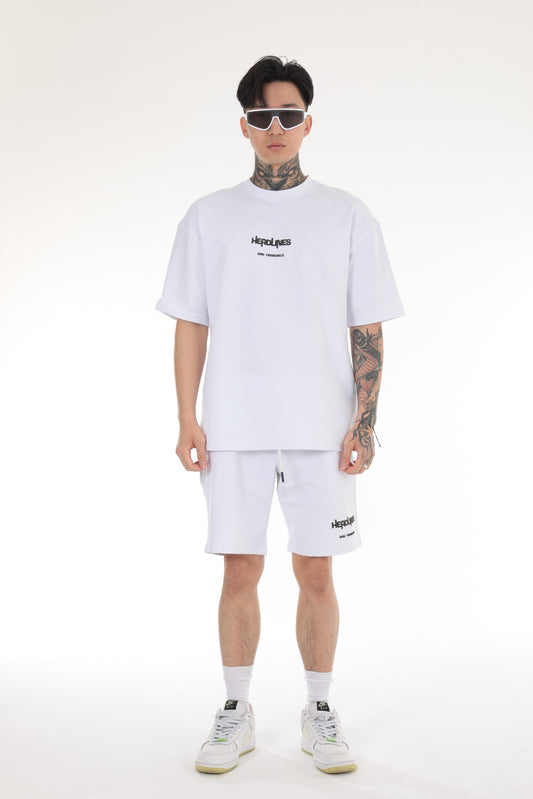 ZWEITEILER HEADLINES BEDRUCKTES OVERSIZE T-SHIRT UND SHORTS