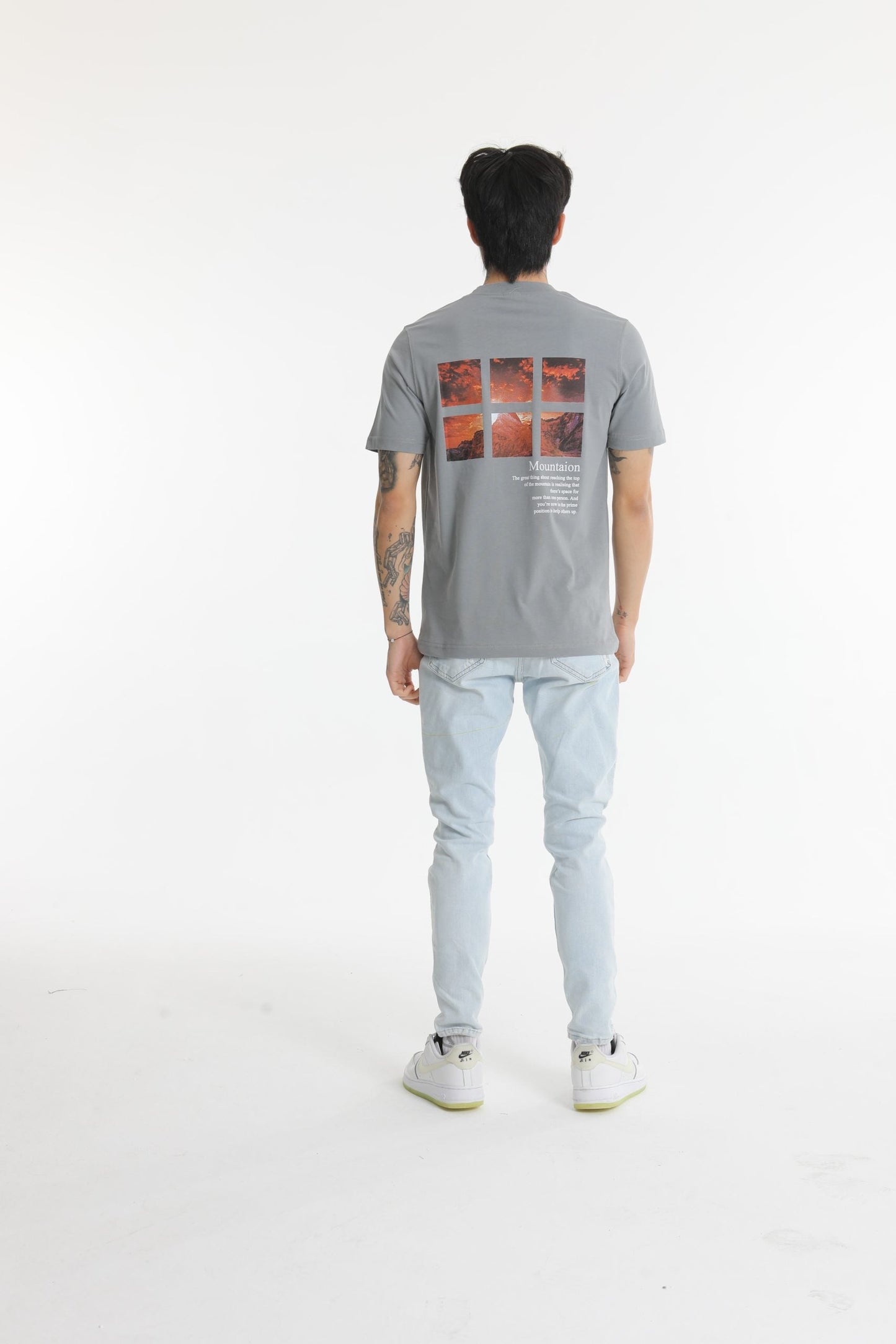MOUNTAION BEDRUCKTES T-SHIRT
