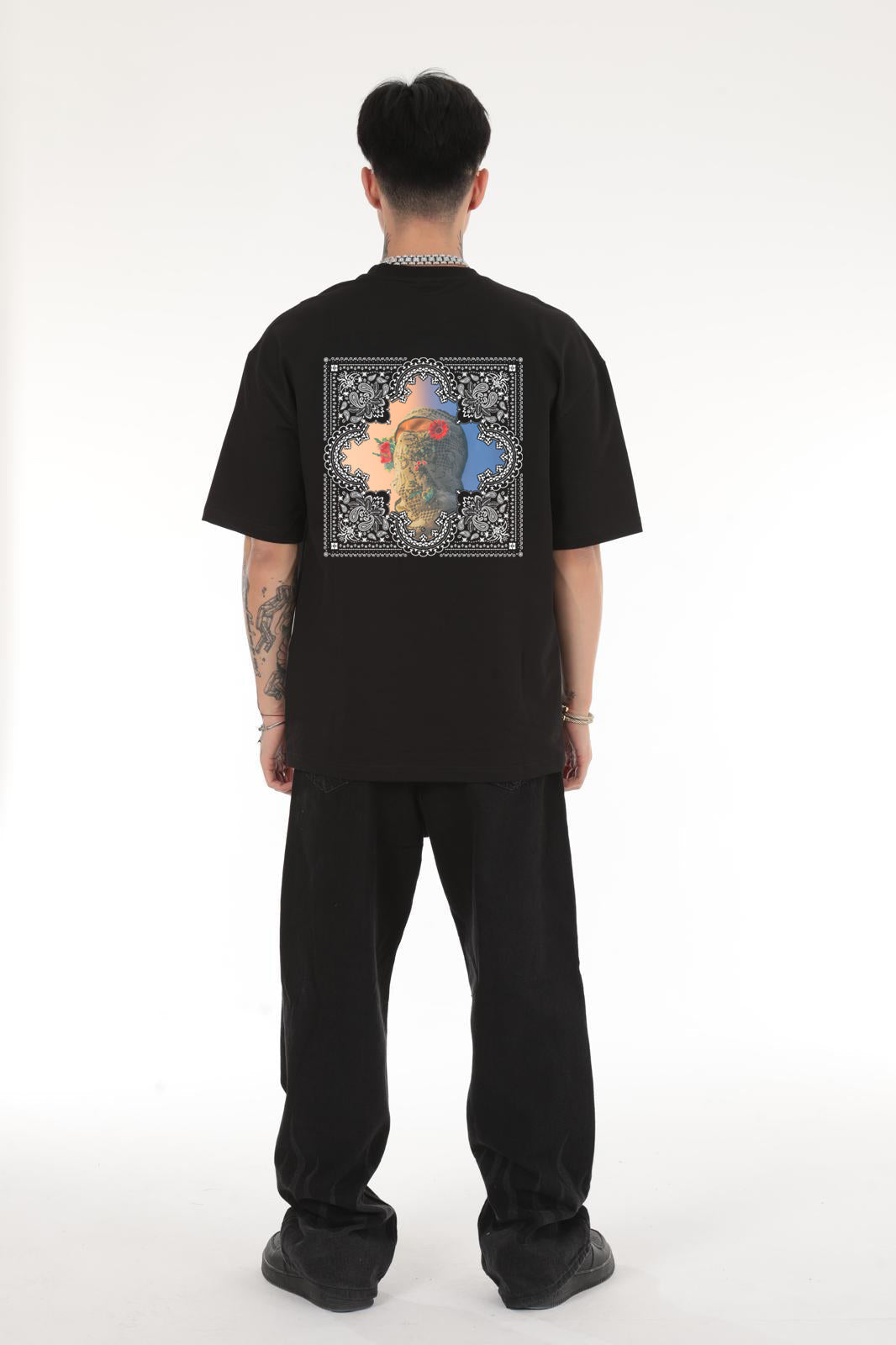 MASKIERTEN MANN KOPF BEDRUCKTES OVERSIZED T-SHIRT