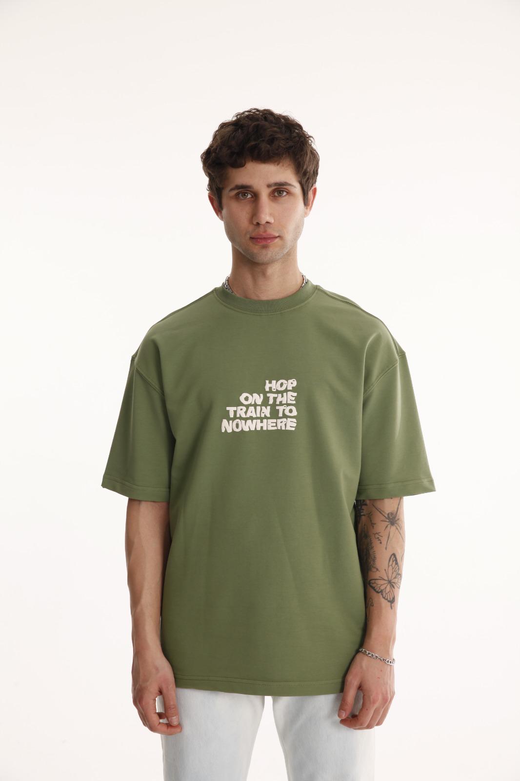 HURLETTH OVERSIZED T-SHIRT – HOP ON THE TRAIN PRINT