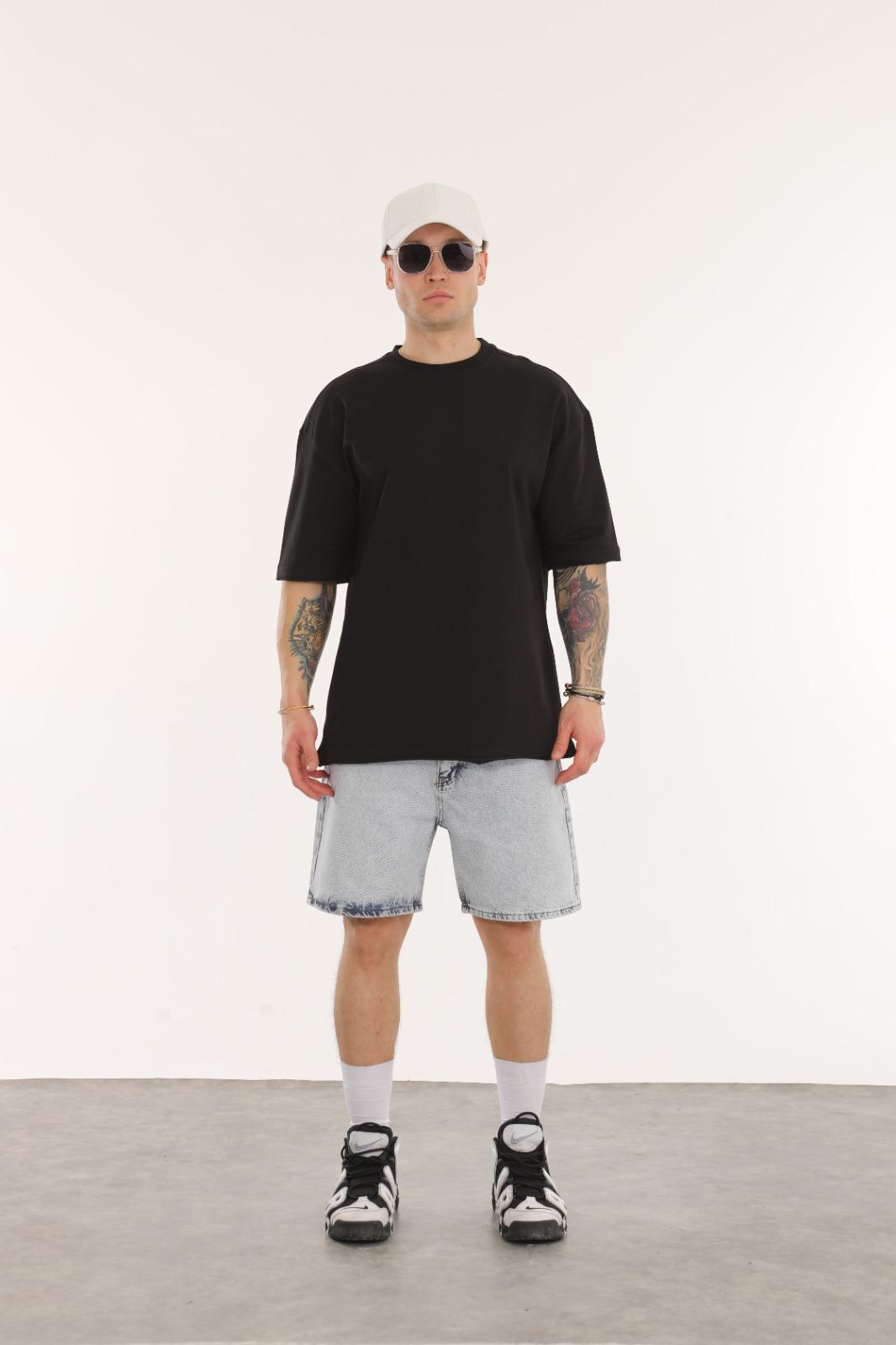 OVERSIZE T-SHIRT